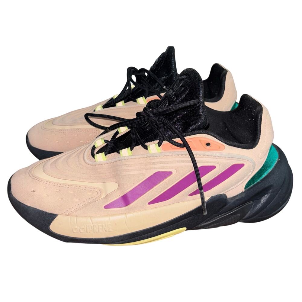 Adidas Originals Women's Ozelia Halo Blush/Sonic Fuchsia/Core Black shoes size 8